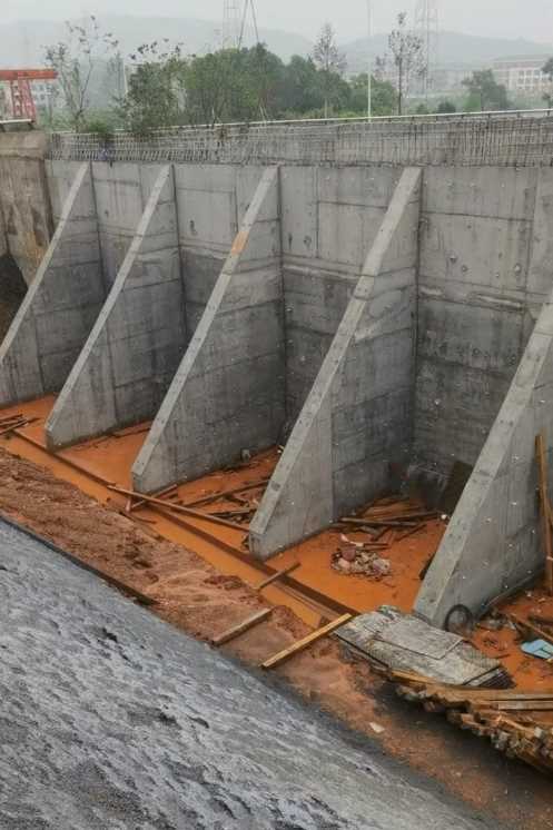 运城万荣县锚杆式挡土墙